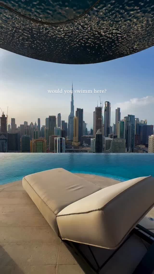 2 Landmarks in Dubai