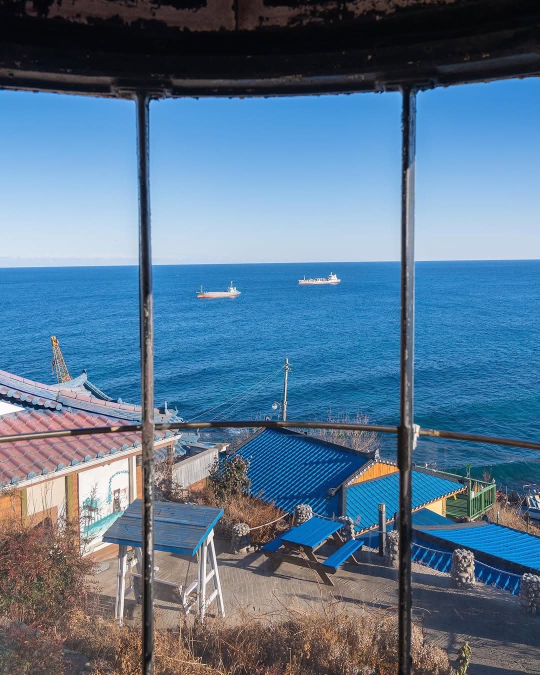 Coastal Villages and Cafes With Ocean Views
