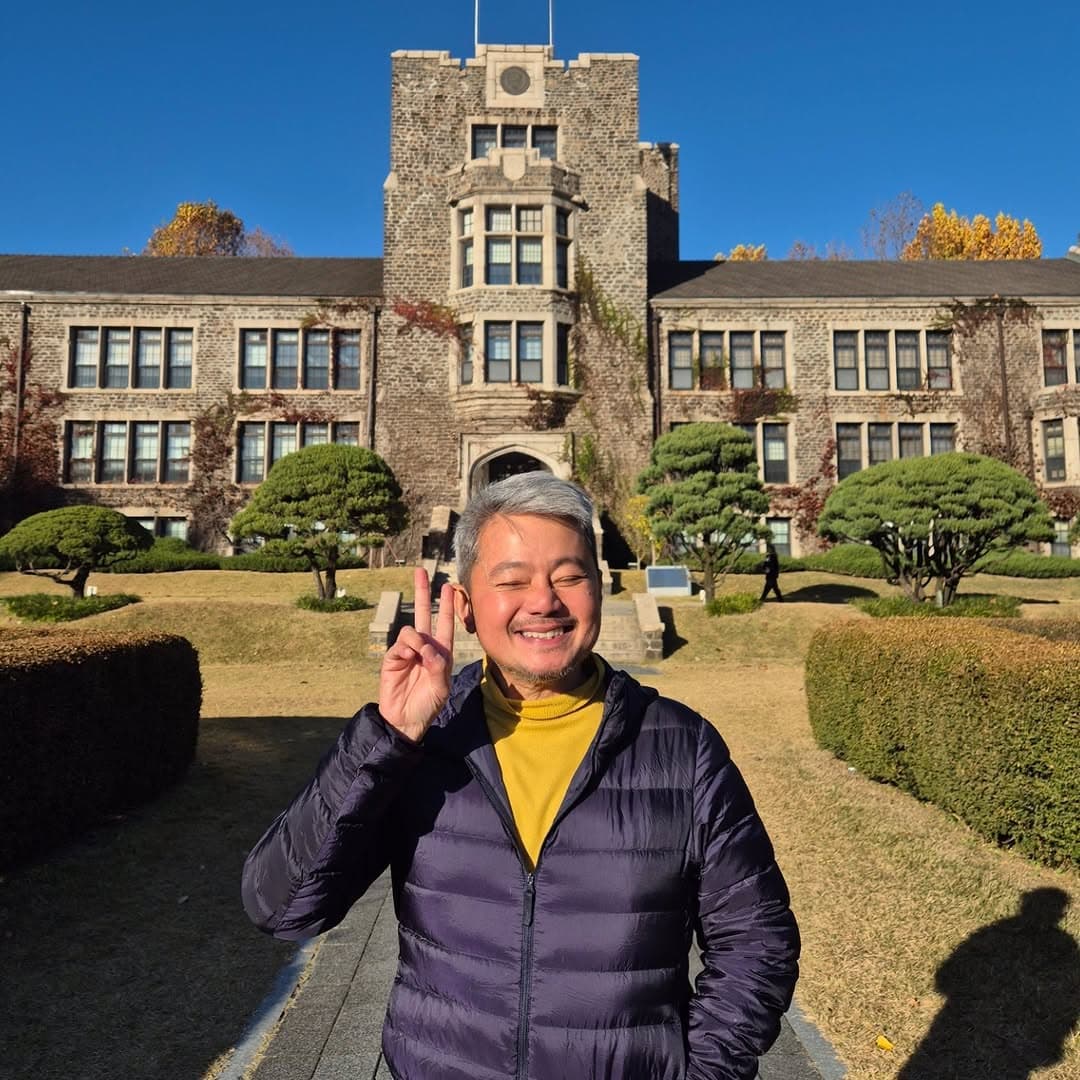 Autumn Beauty At Seoul's Prestigious SKY Universities
