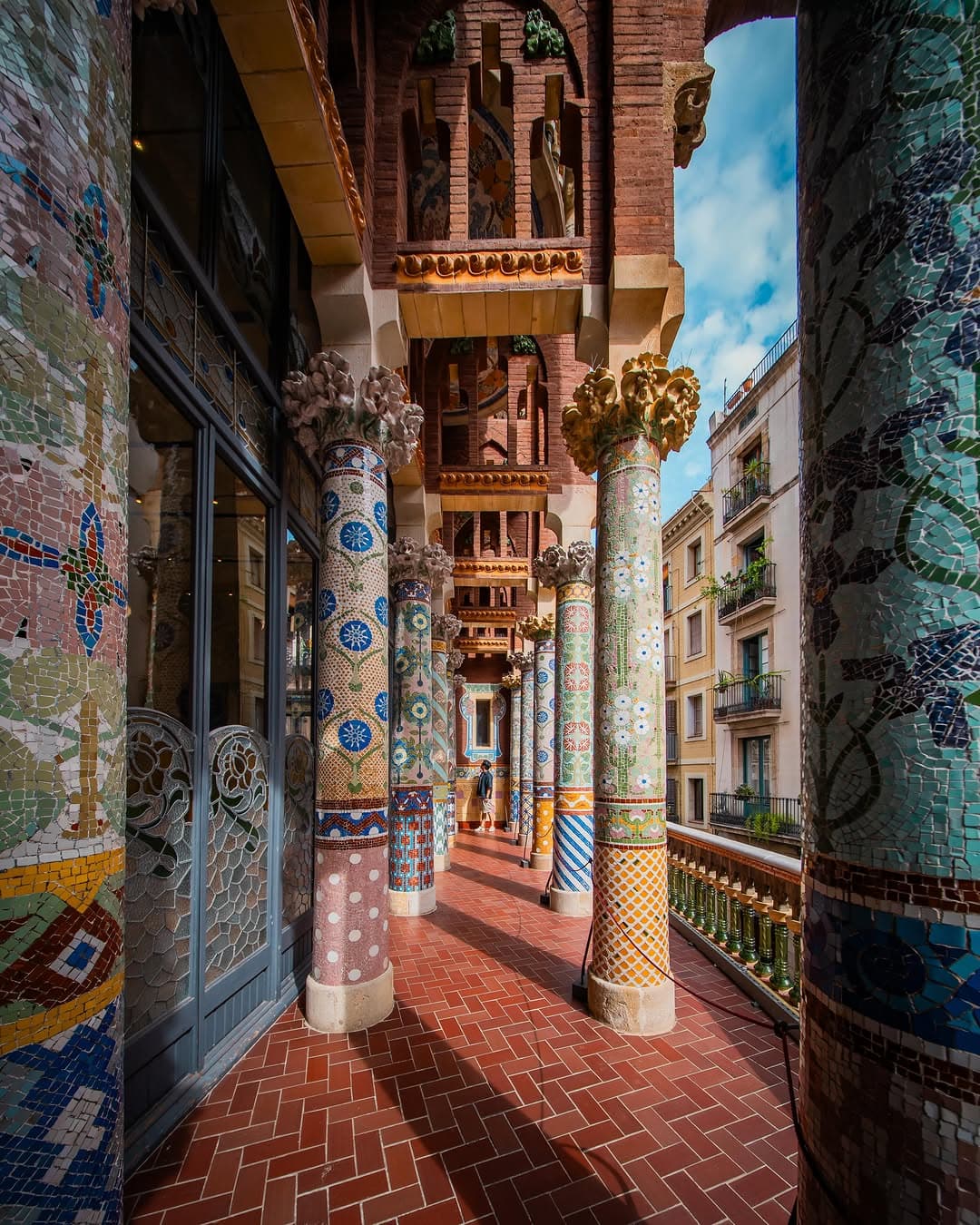 Vibrant Barcelona Buildings Showcase Geometric Architecture