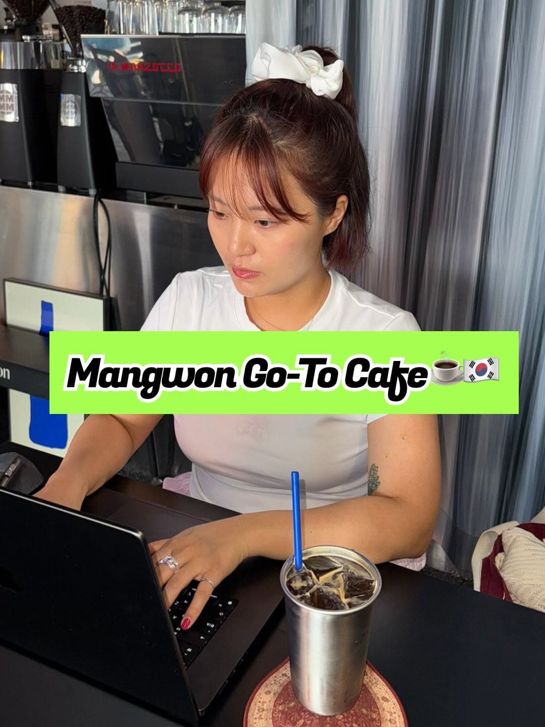 Mangwon Cafes: Artful Ambiance and Photo Spots