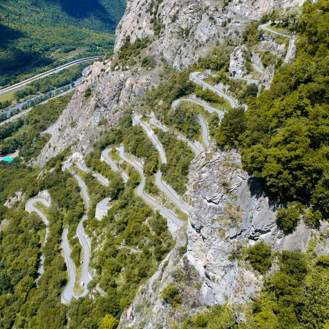 Spectacular Routes: Lacets de Montvernier & Route de l'Aura