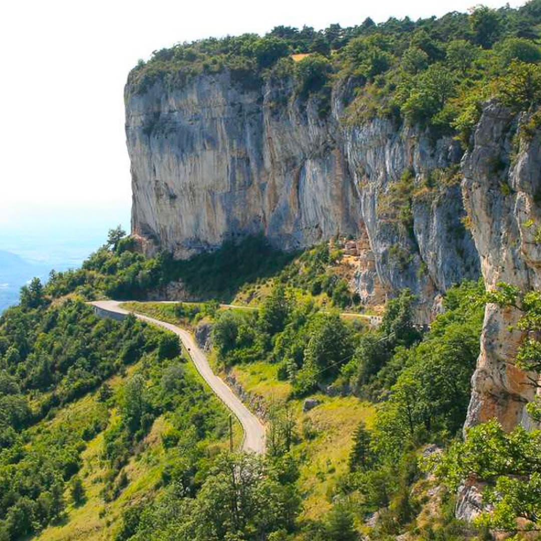 Vercors Nature Trails: Presles, Cournouse, and Tunnels