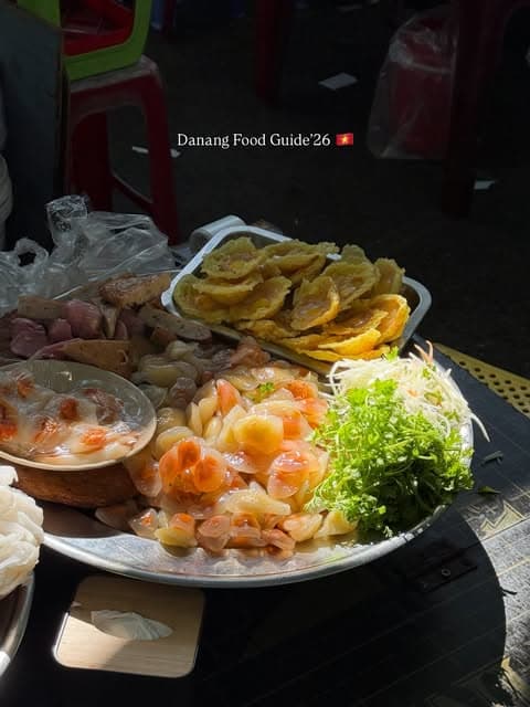 Da Nang Food Guide: Markets, Cafes, and Restaurants