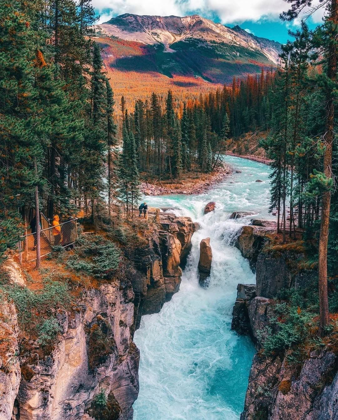 Canadian Rocky Mountain Parks With Glaciers