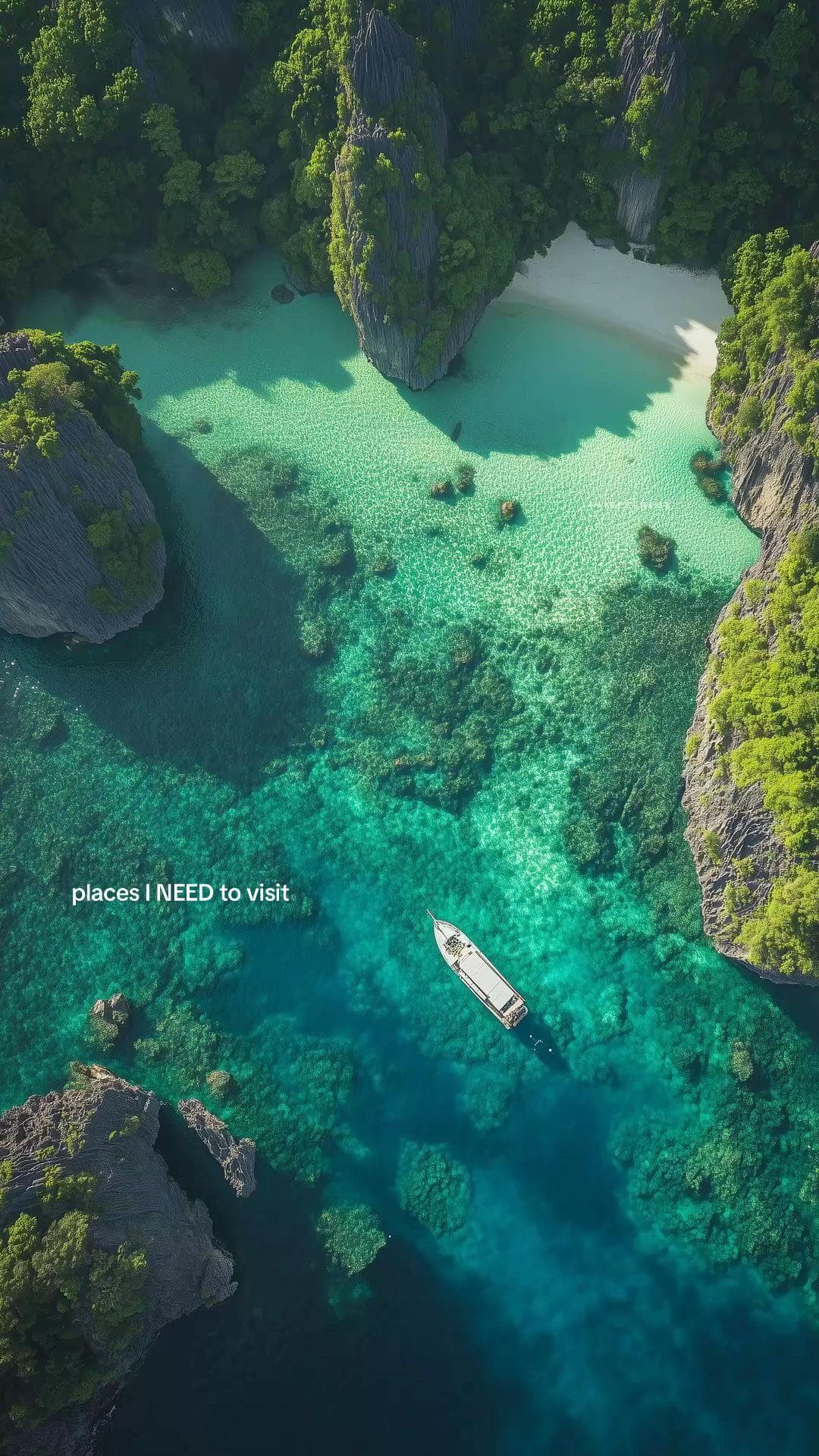 Iconic Landmarks and Natural Wonders Around the Globe