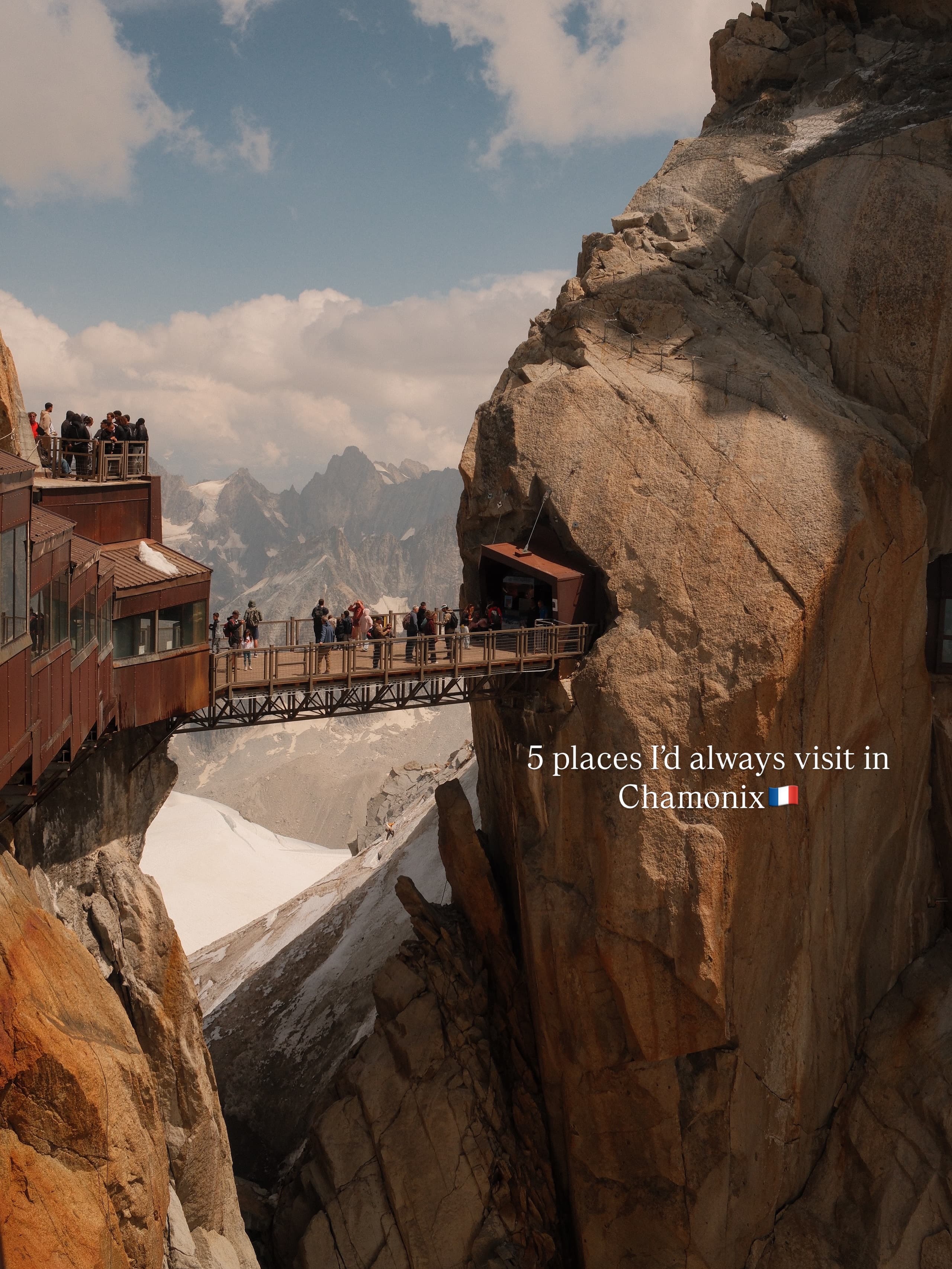 Chamonix's Must-See Mountain Peaks, Hikes, and Restaurants