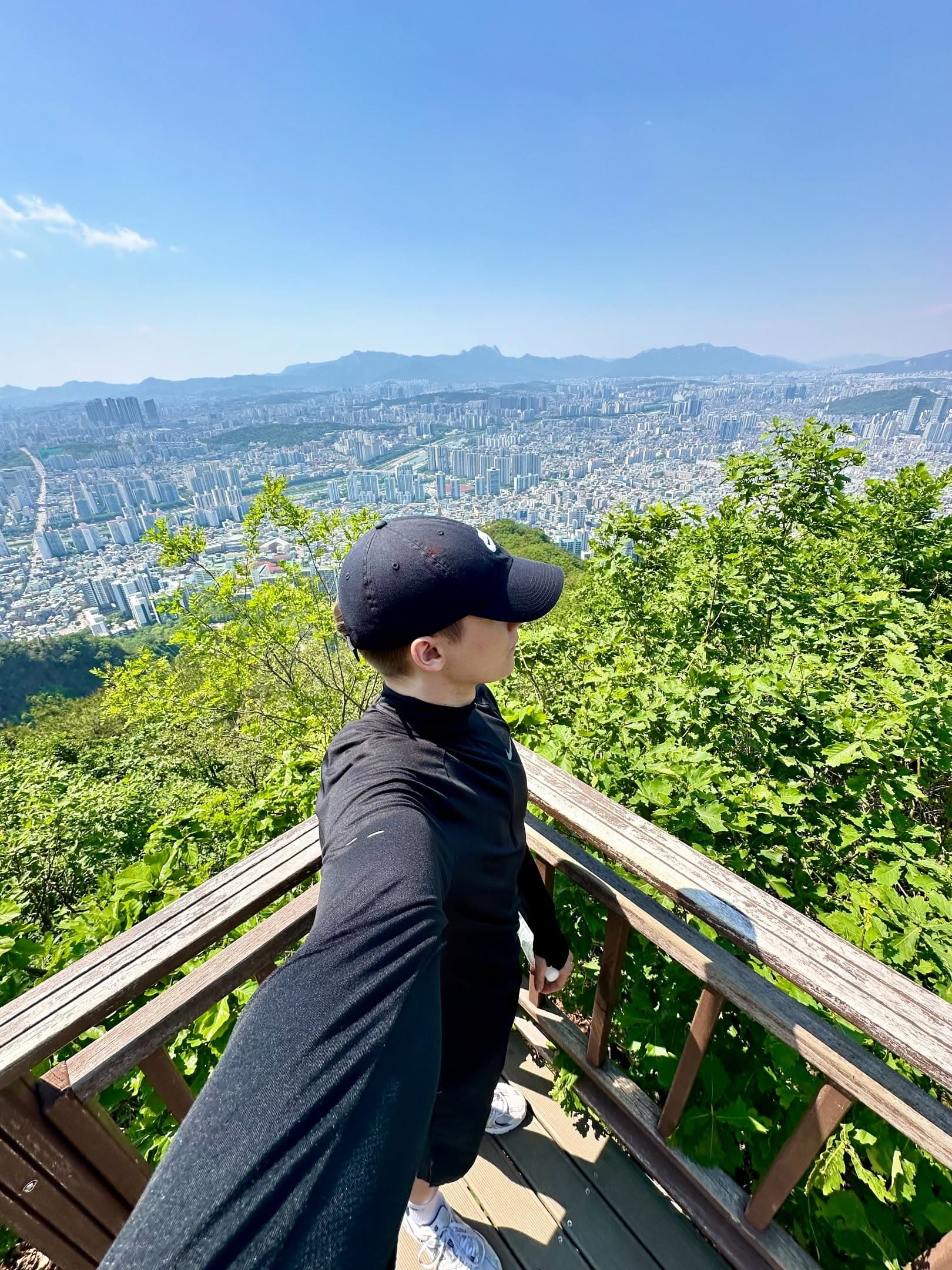 Seoul's Scenic Mountains For Easy Hikes