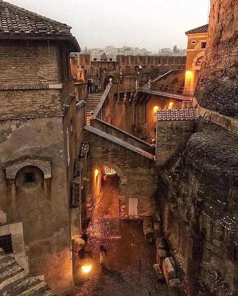 Rome's Basilica and Castle