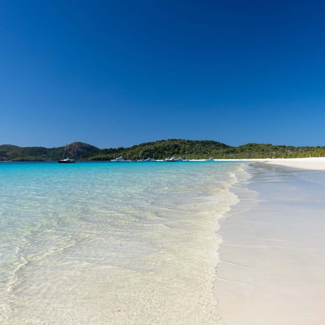 Whitehaven Beach and Whitsunday Island Scenery