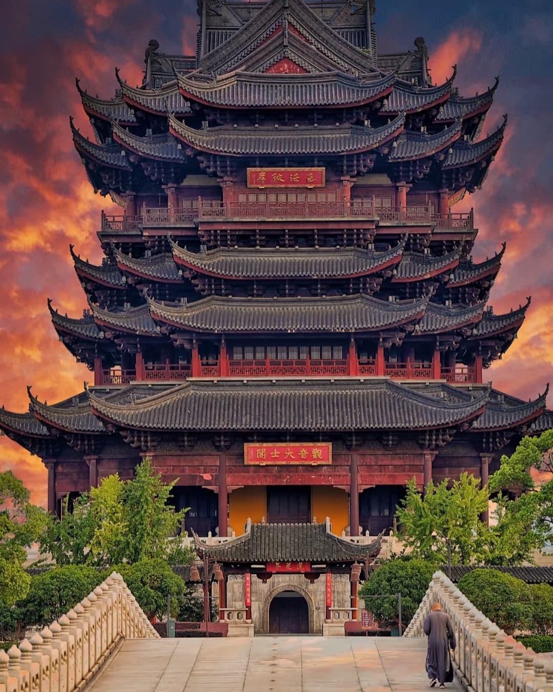 Suzhou's World Heritage Gardens and Waterways