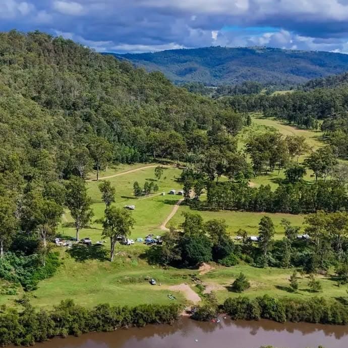Clarence River Camping: Activities and Accommodations