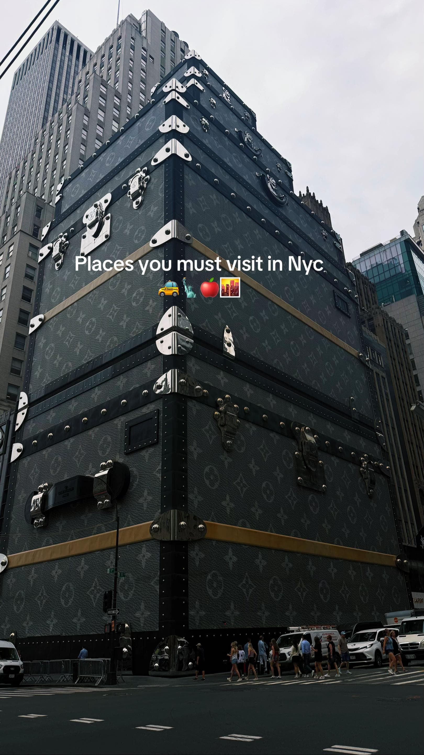 Must-Visit New York City Landmarks And Eateries